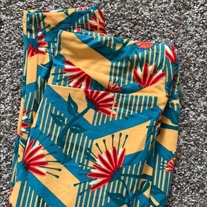 Lularoe one size leggings